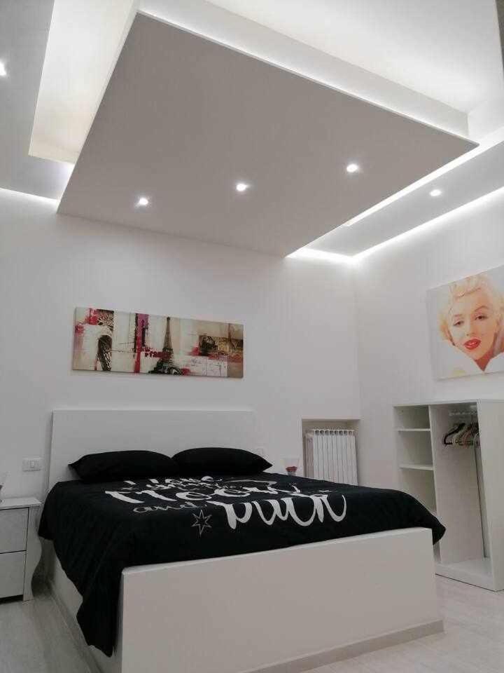 Maison Rinaldi Srl Bari Pokój zdjęcie